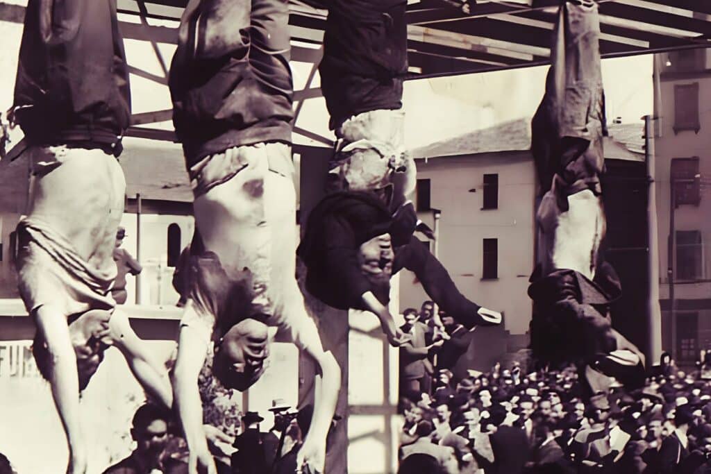 Corps suspendus au piazzale Loreto à Milan le 29 avril 1945, illustration de M, La fin et le commencement