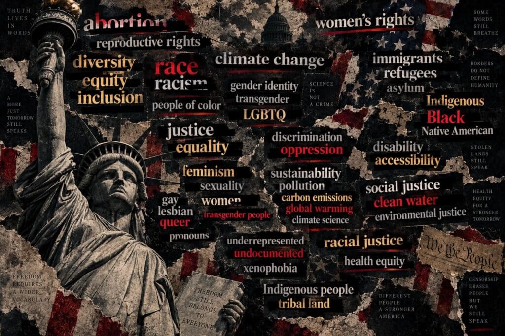 Illustration de D'abord ils sont venus chercher les mots : statue de la Liberté et mots censurés barrés de noir sur un drapeau américain déchiré